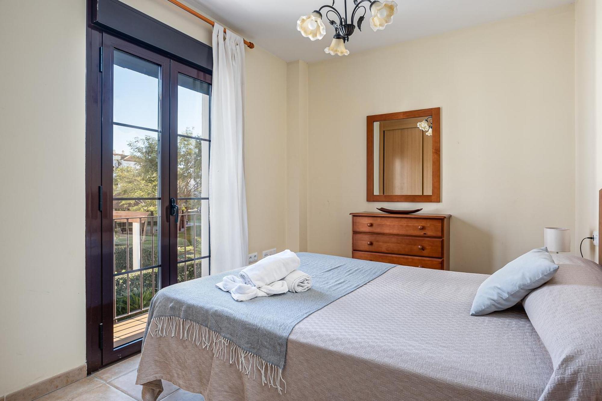 Apartamento Familiar Muy Soleado Cerca De La Playa Y Parking Incluido شيكلانا دي لا فرونتيرا المظهر الخارجي الصورة