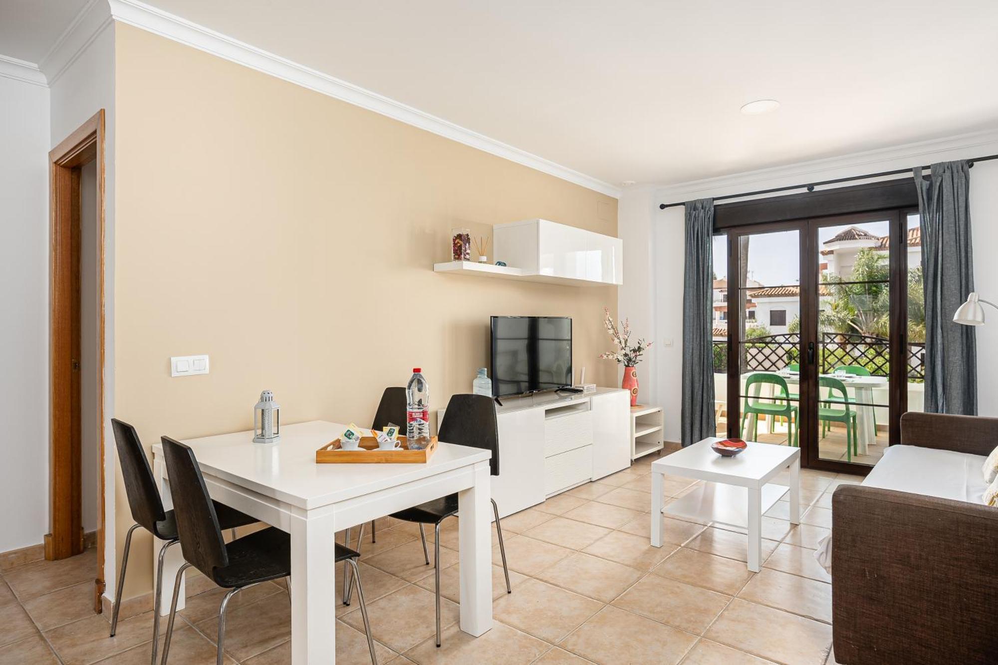 Apartamento Familiar Muy Soleado Cerca De La Playa Y Parking Incluido شيكلانا دي لا فرونتيرا المظهر الخارجي الصورة